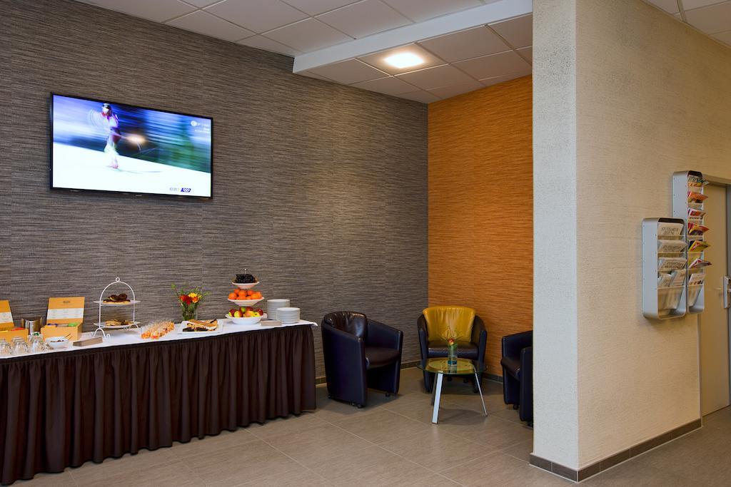 bonjour Tagungshotel Stuttgart-Gerlingen Extérieur photo