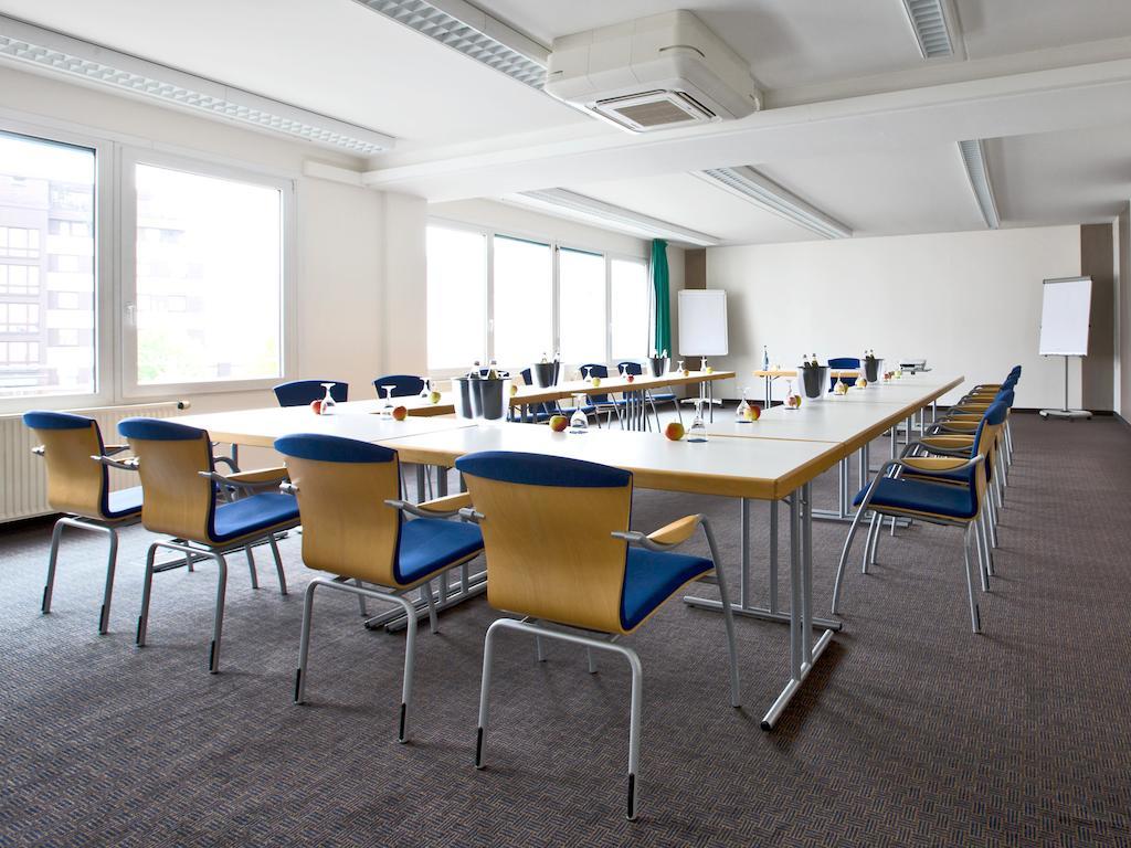 bonjour Tagungshotel Stuttgart-Gerlingen Extérieur photo